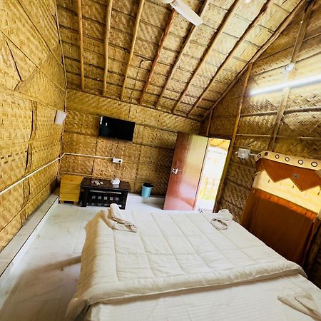Tamarind Tree Way Side Amenities Ξενοδοχείο Hospet Εξωτερικό φωτογραφία